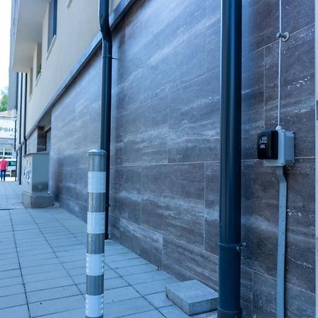 Fancy Big Apartment In The Heart Of Sofia Exterior foto